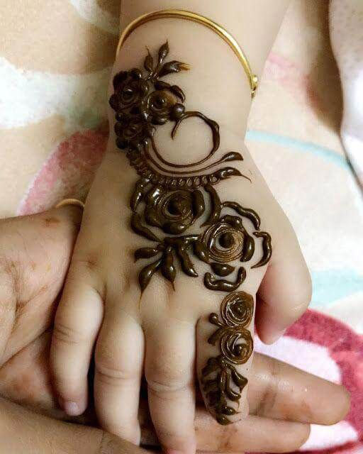 simple mehndi designs for kids