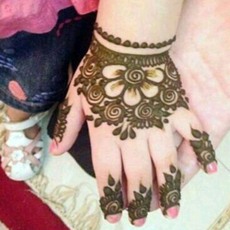 simple mehndi designs for kids