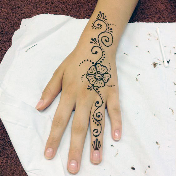 simple mehndi designs for kids